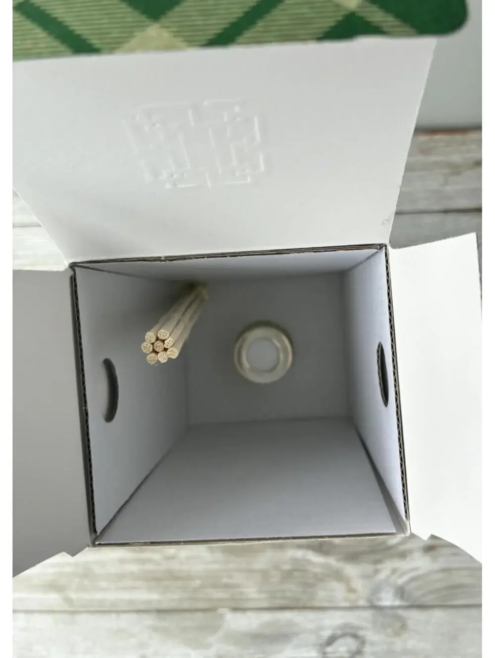 HomeWorx by Slatkin & Co.